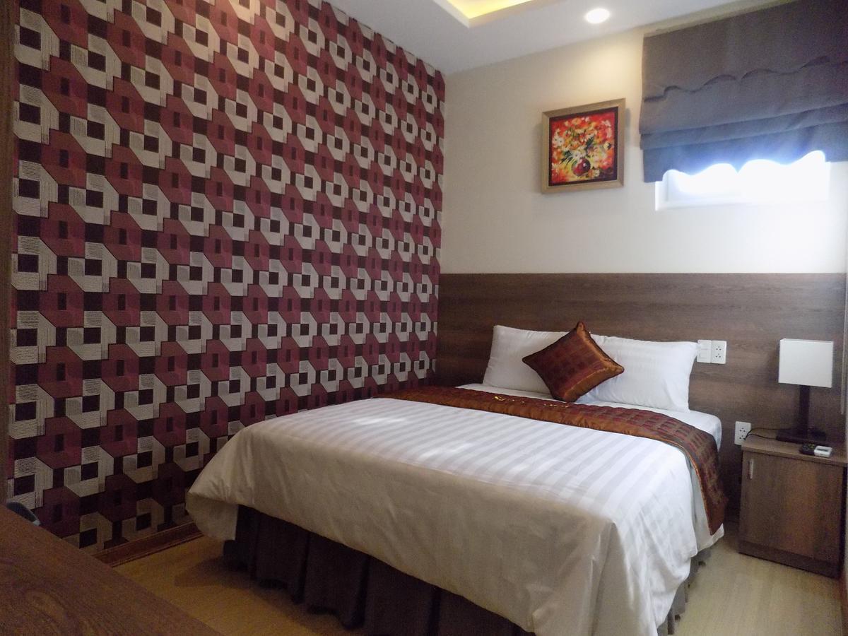 La Suite Hotel Danang エクステリア 写真