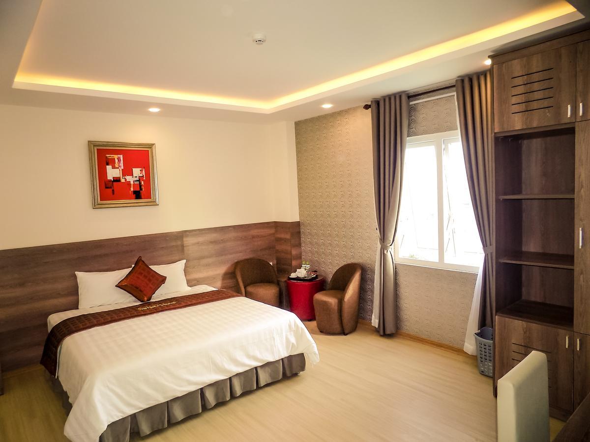 La Suite Hotel Danang エクステリア 写真
