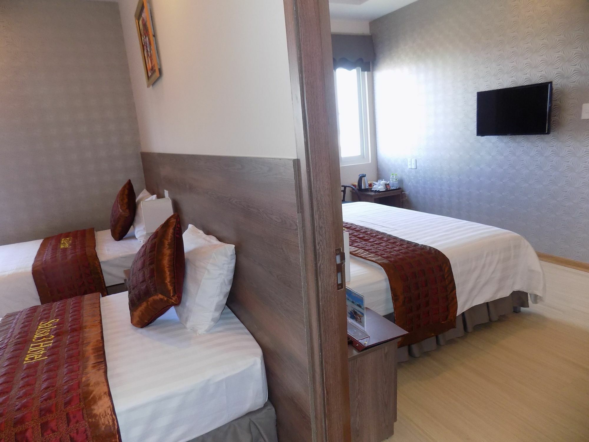 La Suite Hotel Danang エクステリア 写真